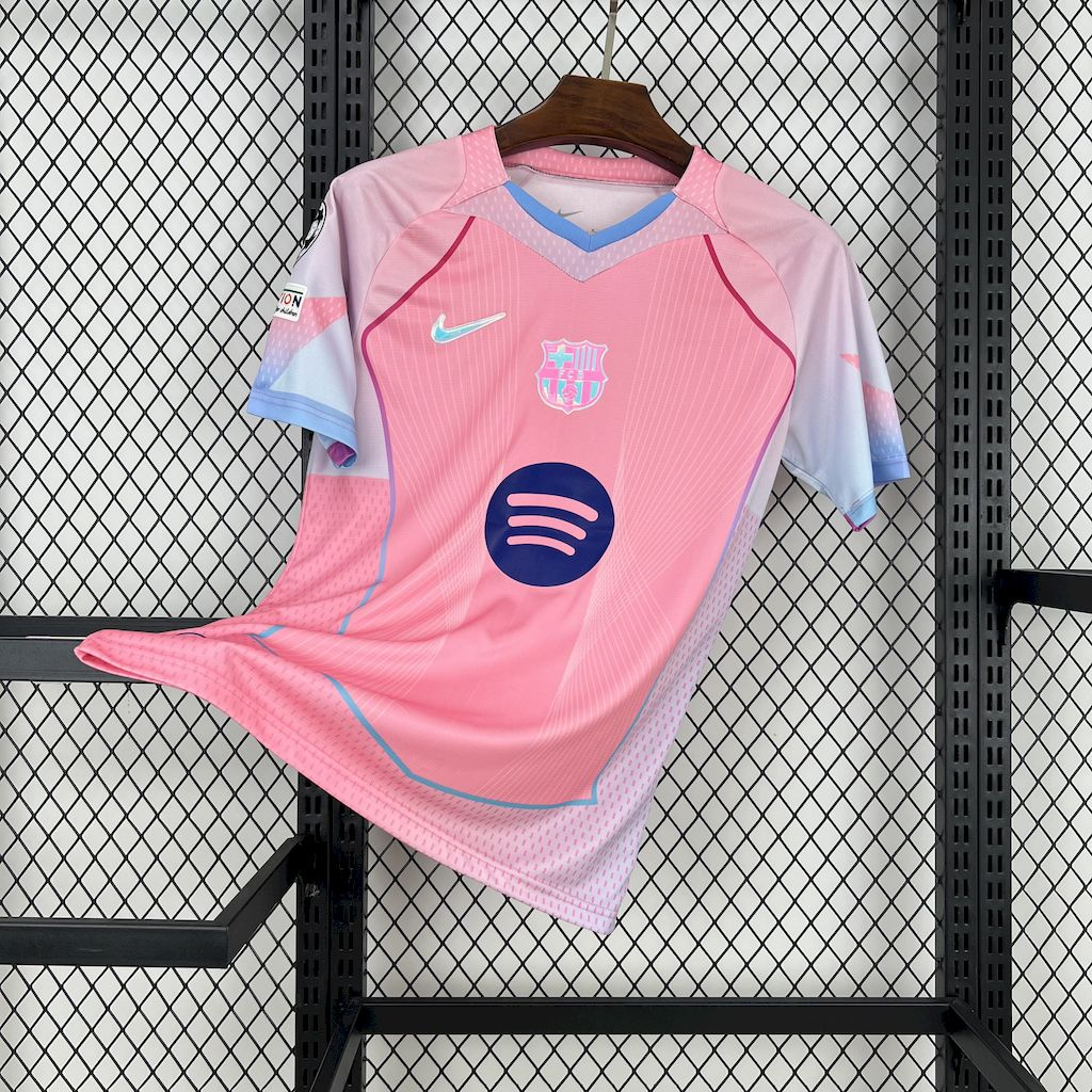 Maillot du Barcelone édition pink spécial